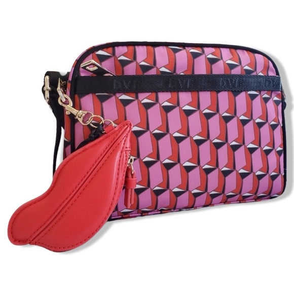 FREE w/$150+| DVF x Target SOLD OUT Limited Edition | The Lips Coin Pouch | Red - Picture 5 of 7